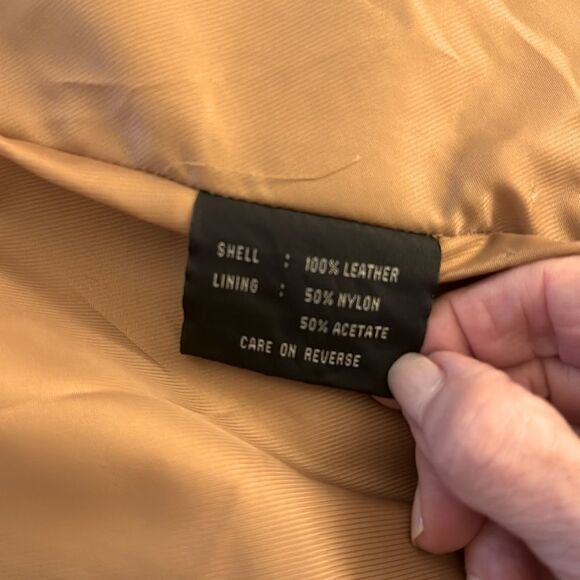Kenneth Cole New York Woman’s Genuine Leather Full Length Tan Coat. Size Medium. - Picture 10 of 11